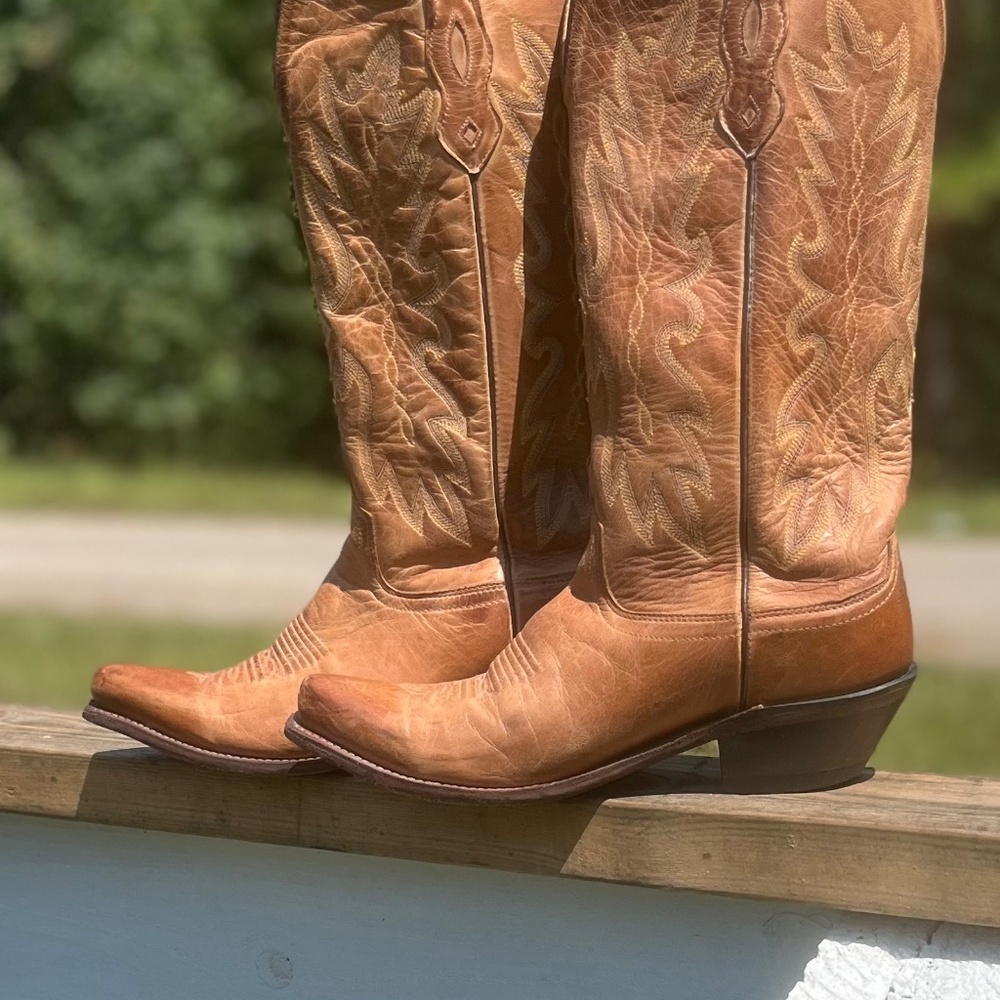 Women’s cowgirl boots.   Old West TS1541 080 LEATHER UPPER FADE IN INDIR  Size 8